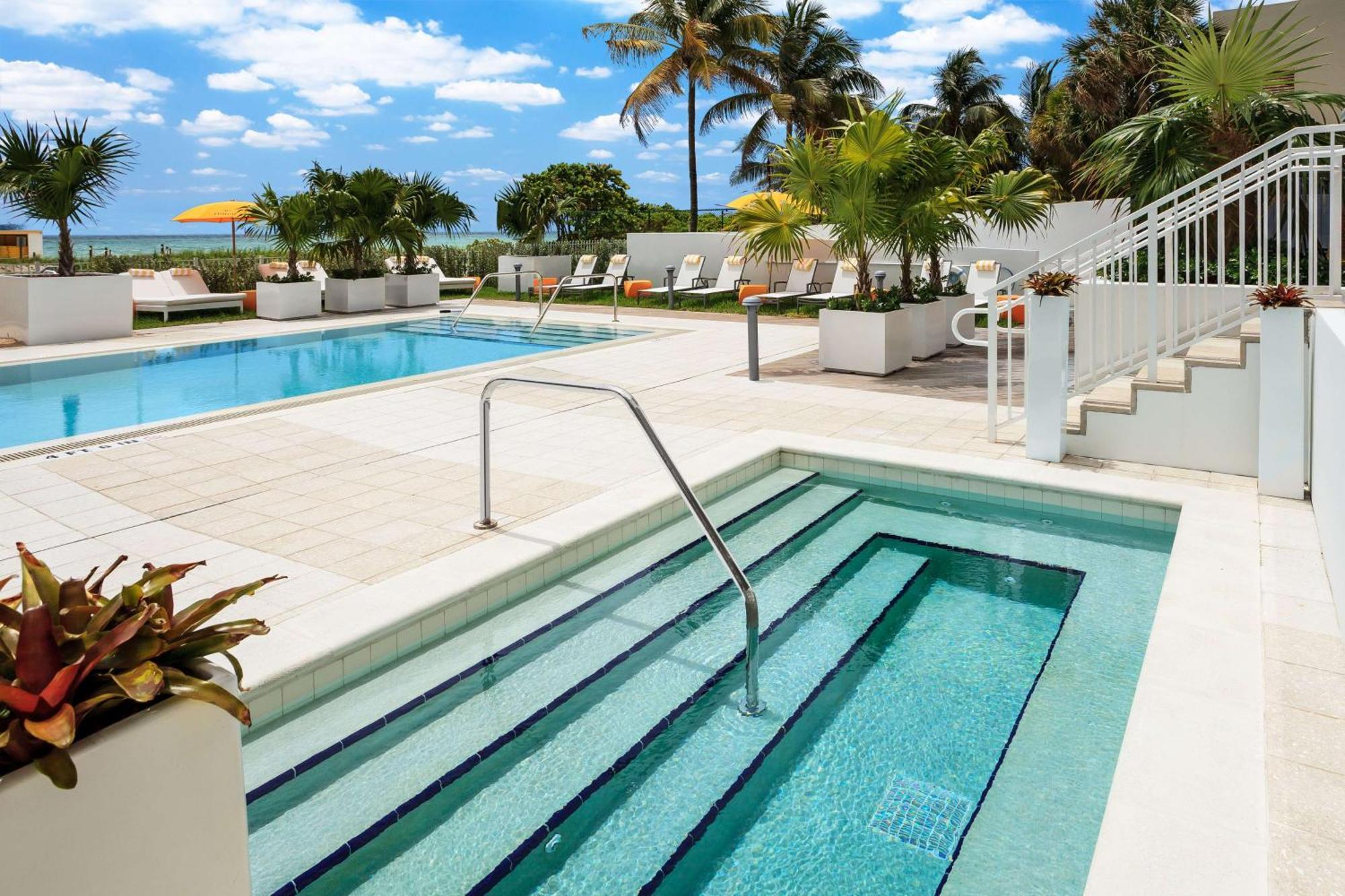 Hilton Cabana Miami Beach Resort Exteriör bild